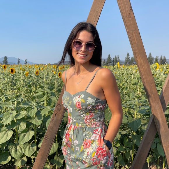 Meet your Posher, Shaelyn - Picture 1 of 1